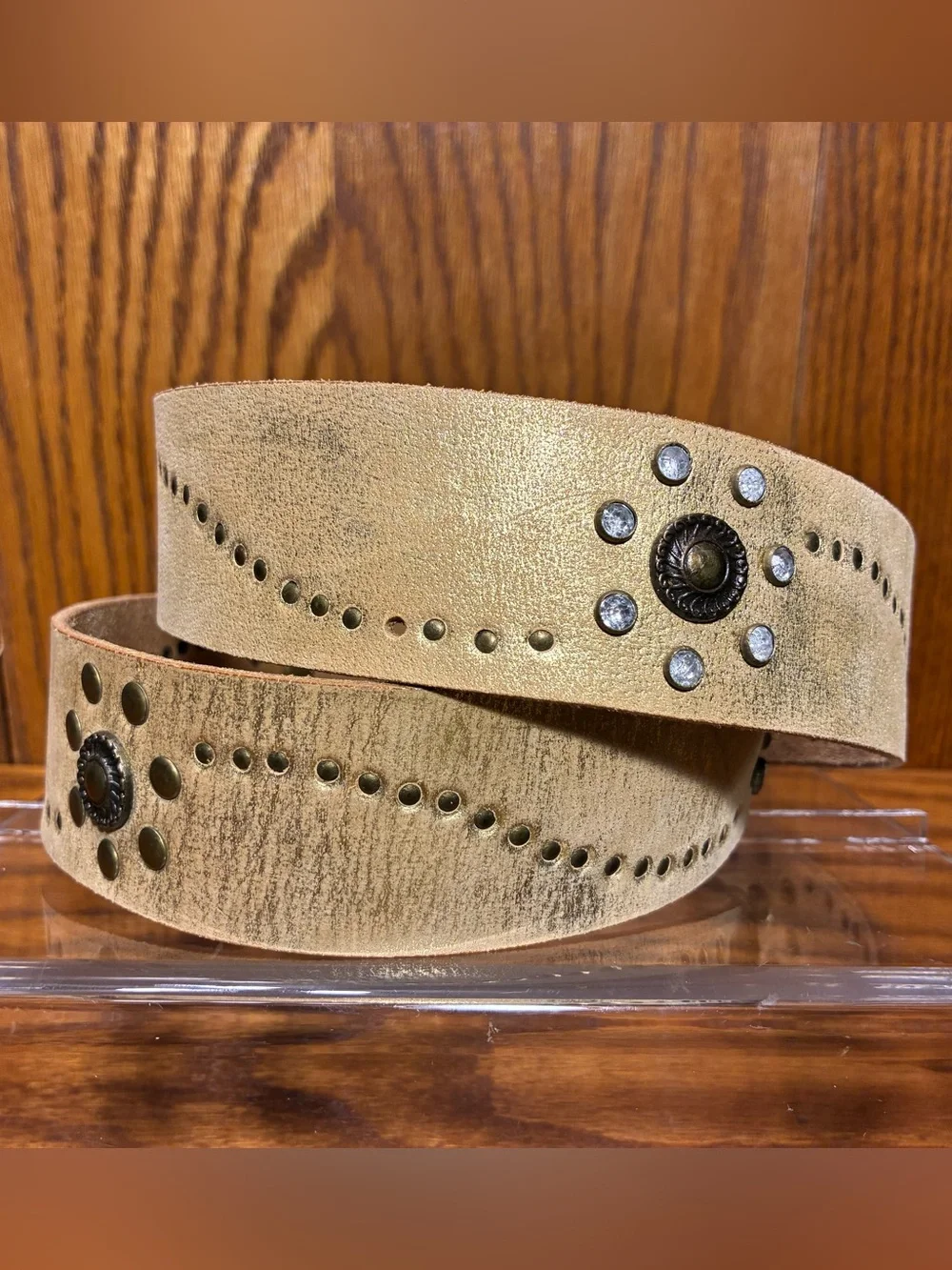 Y2K VTG Aeropostale Rhinestone Studded Western Belt Gold Leather Large
